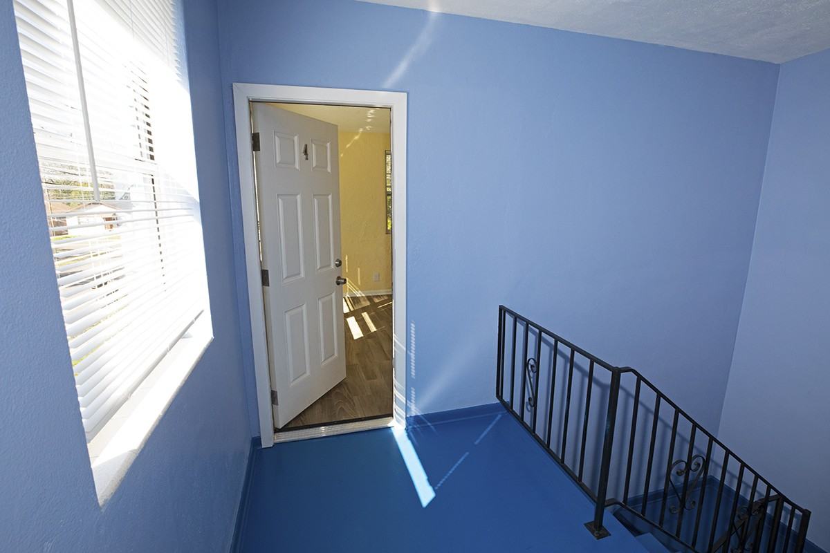 849 W 30th St #4 - Photo 3 of 11