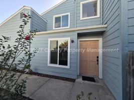 featured image of 1260 Laguna Ln #NA