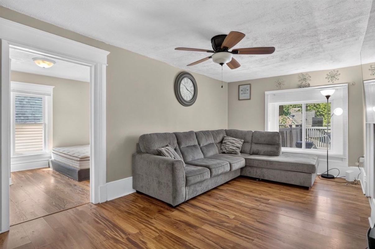 1541 West St #B - Photo 7 of 22