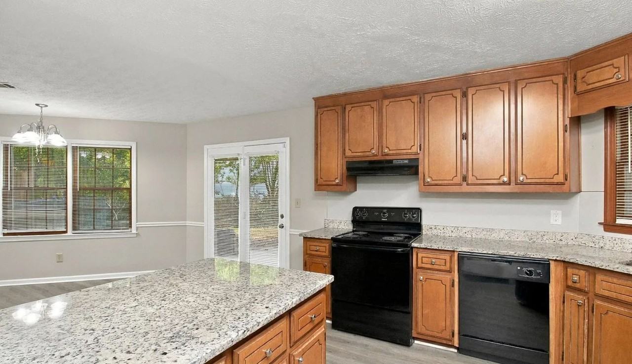 45 Stone Creek Dr #NA - Photo 5 of 14
