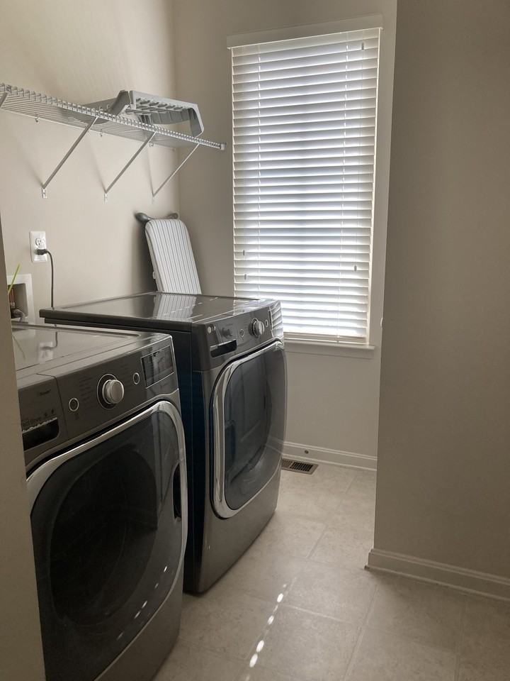 22810 Goldsborough Ter #22810 - Photo 6 of 20