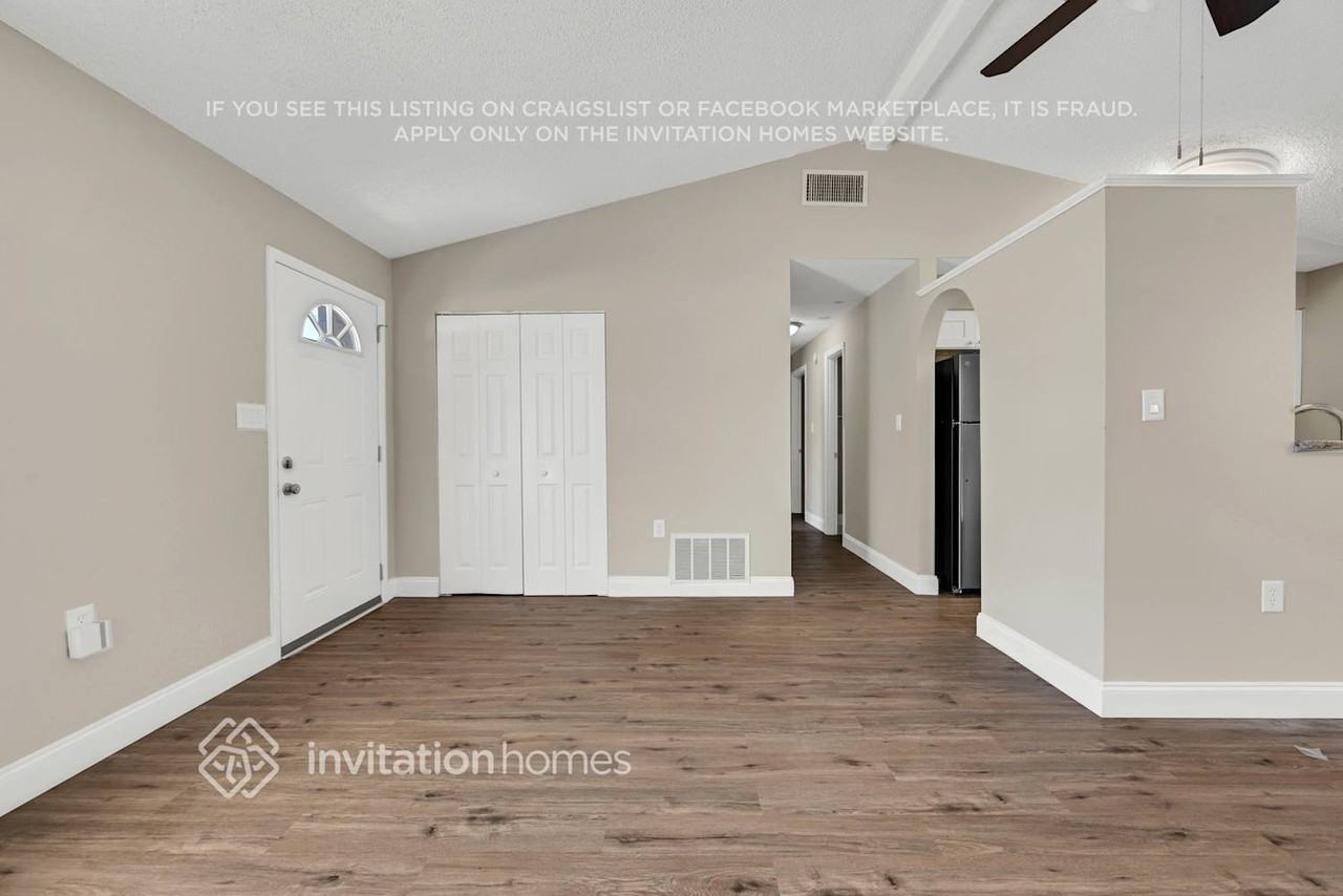 832 Fairbairn Ct - Photo 3 of 28