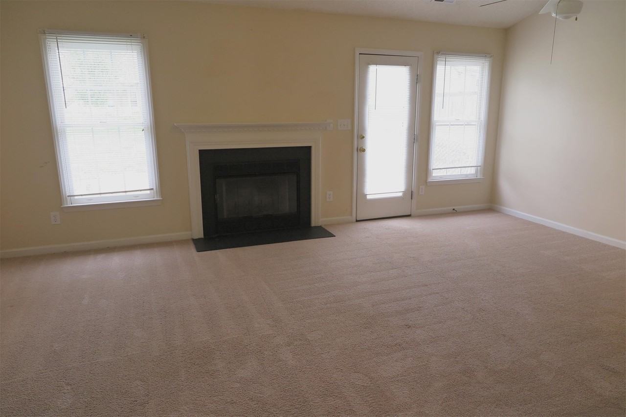 1723 Harper Spring Dr #1 - Photo 2 of 6