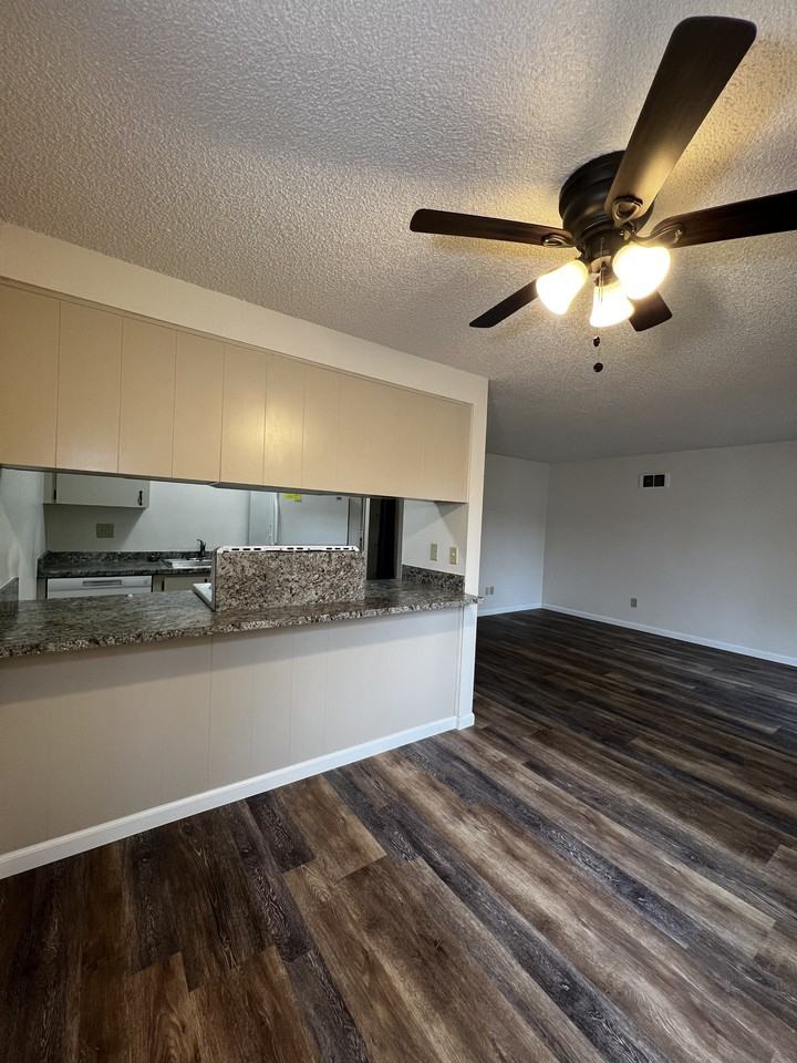 3347 Ratcliff Ln Se #3347 - Photo 3 of 9