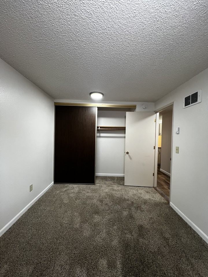 3347 Ratcliff Ln Se #3347 - Photo 4 of 9