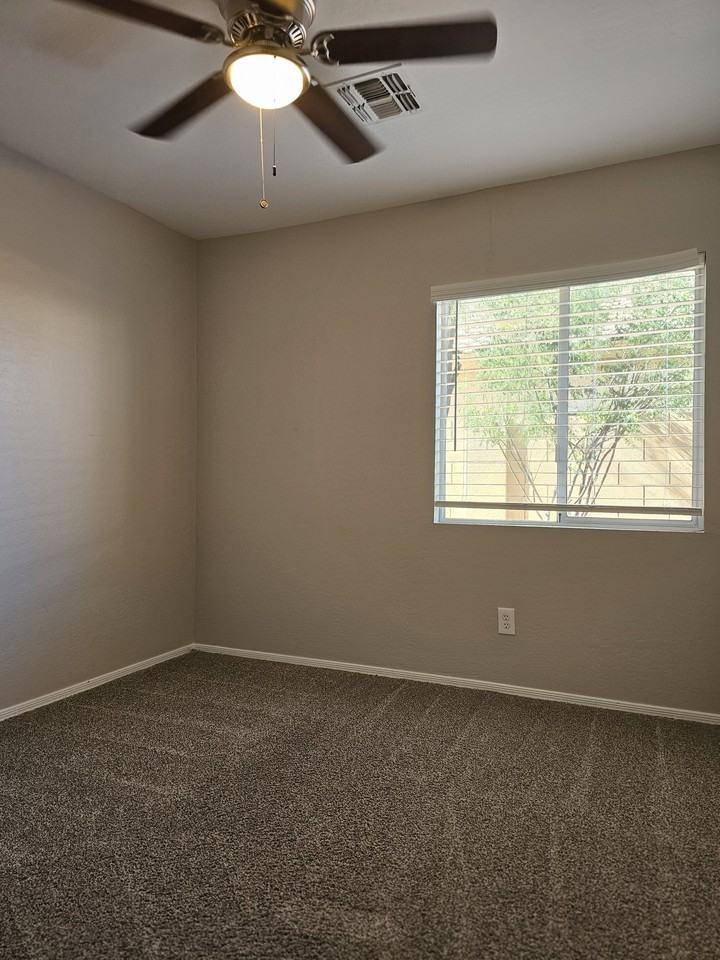 4140 E Superior Rd #1 - Photo 4 of 39