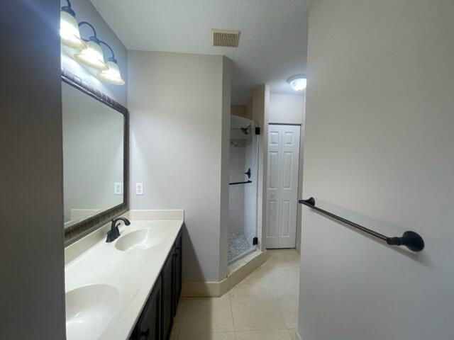 6092 Eaton St #1 - Photo 4 of 31