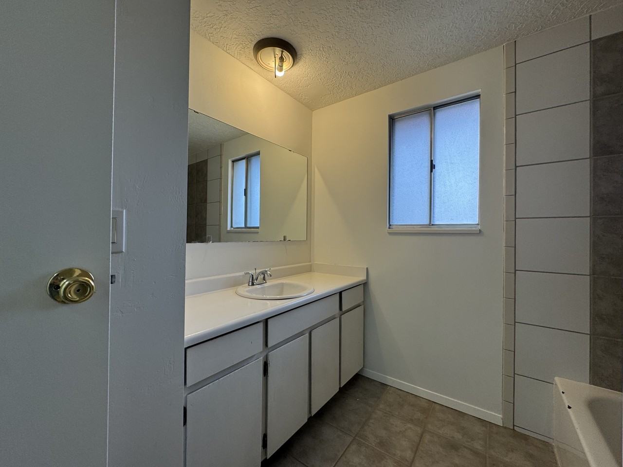 780 E 750 S #1 - Photo 7 of 17