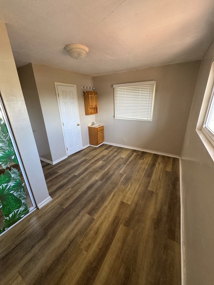 5228 Columbia Ave Richmond CA 94804 #1 - Photo 4 of 19