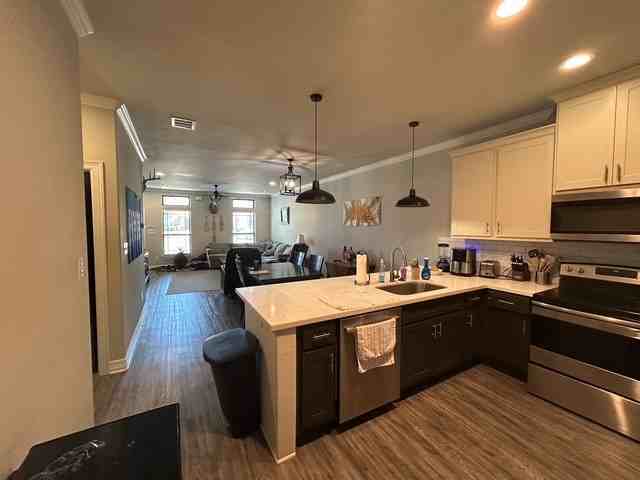 808 Fairview Ave #B - Photo 6 of 23