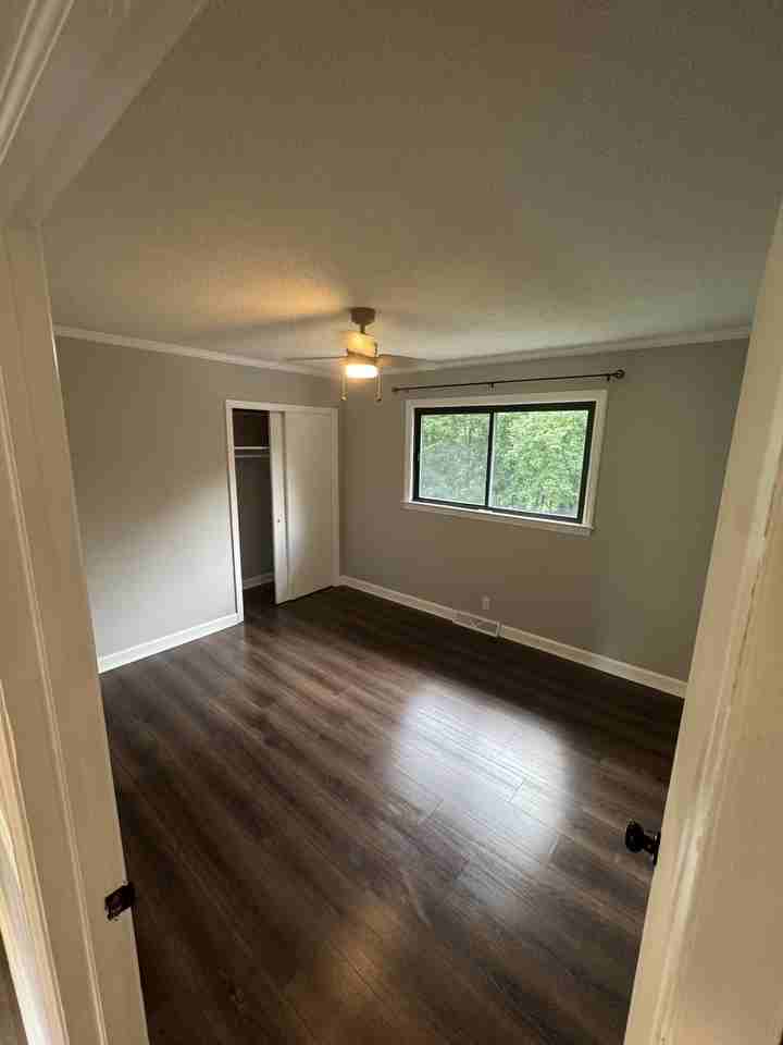 528 Hembree Rd #1 - Photo 7 of 18