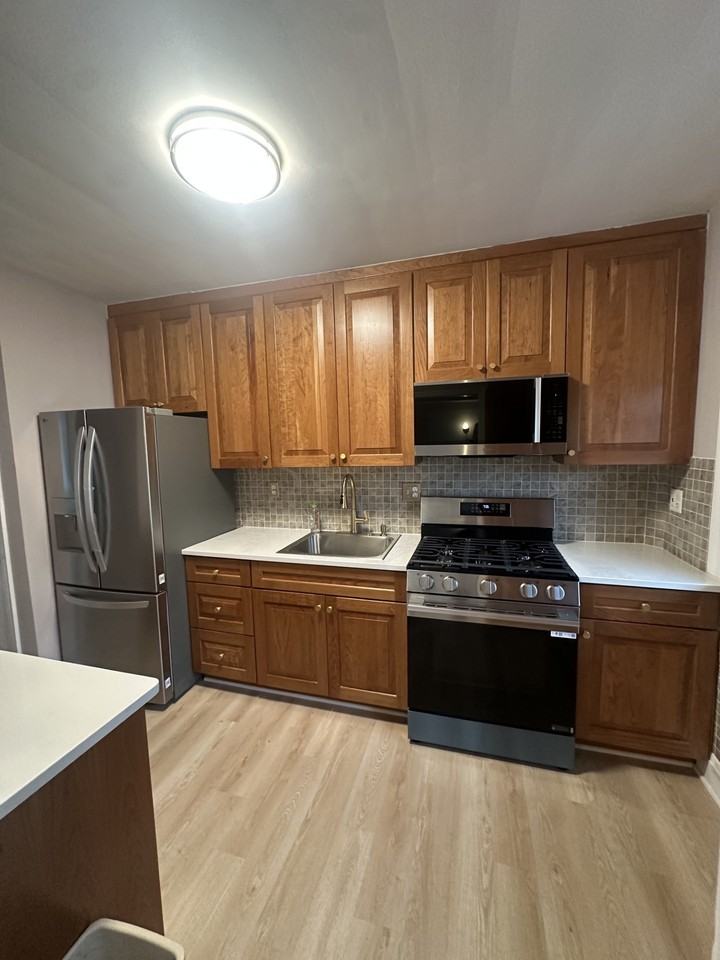 214 Murdock Rd #1 - Photo 4 of 18