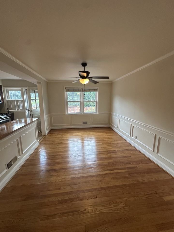 146 Dumbarton Rd #1 - Photo 5 of 13