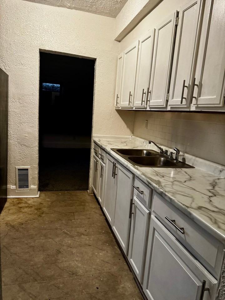 13930 Tuller St #1 - Photo 7 of 10
