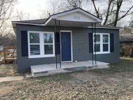 featured image of 1211 E Margaret St #1