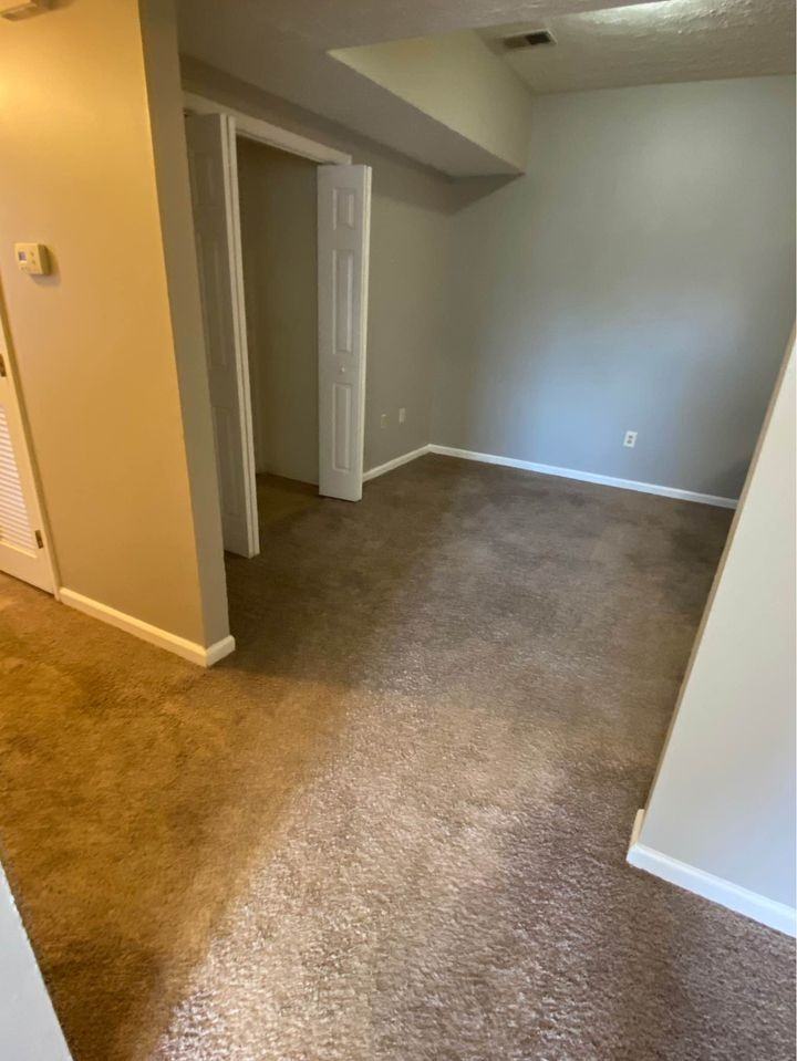 712 Marietha Dr - Photo 3 of 9