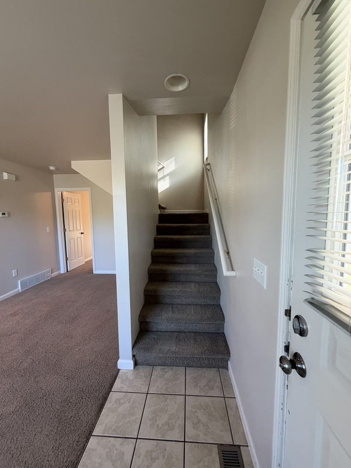 815 S 29th St #1 - Photo 5 of 18