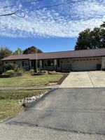 featured image of 400 Eastern Dr #1