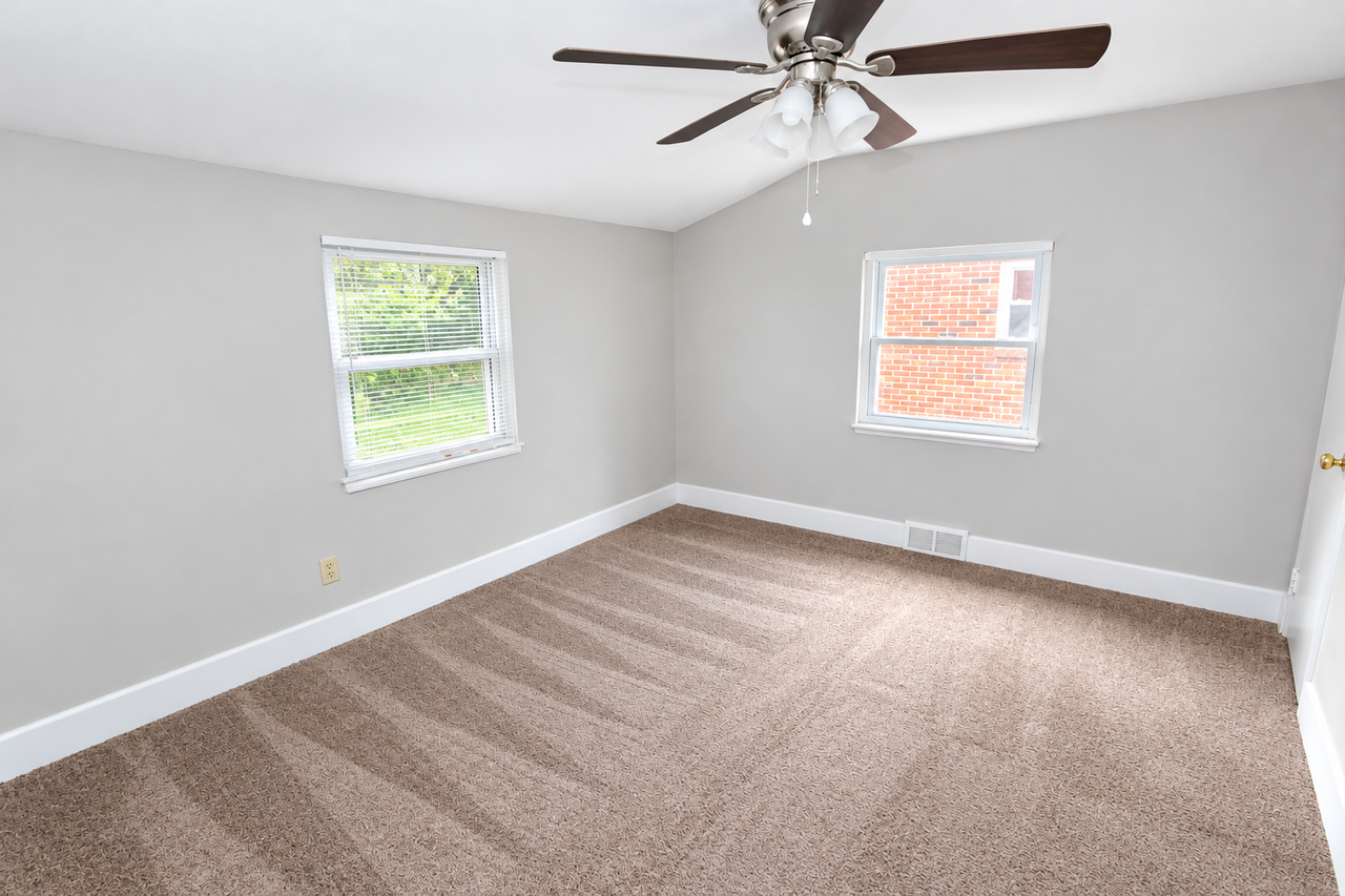 949 Sleepy Hollow Rd #949 - Photo 4 of 8