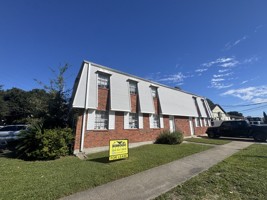 featured image of 4634 Belle Dr #D