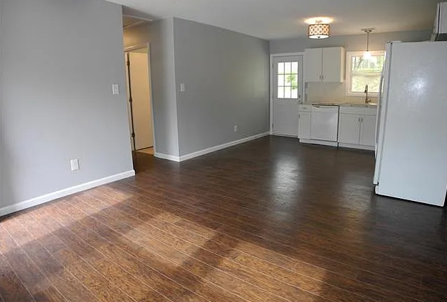 541 Lawndale Ln #1 - Photo 2 of 15