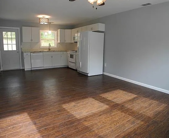 541 Lawndale Ln #1 - Photo 6 of 15