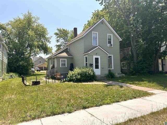 612 Saint Claire St #1-2 - Photo 2 of 8
