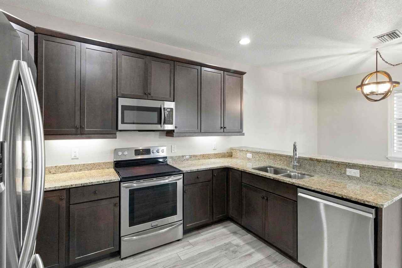 6310 S Richard Ave #1 - Photo 2 of 32