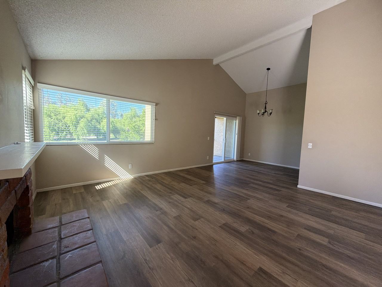 3180 Little Mountain Dr #1 - Photo 4 of 15
