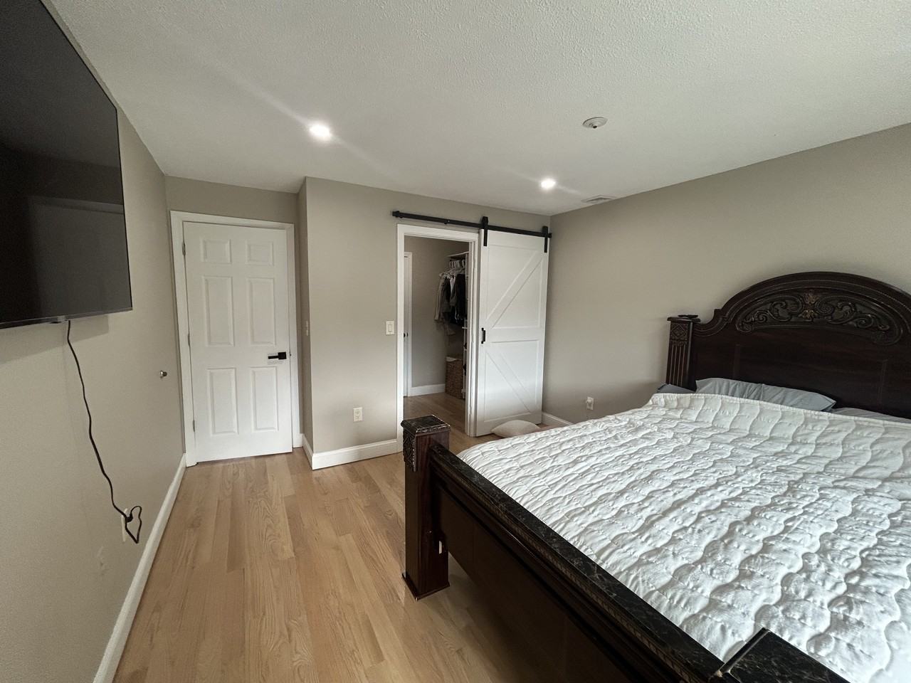 9 Rosewood Drive - 9Unit 9 #9 - Photo 7 of 17