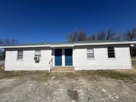 featured image of 483 S Jefferson St #1