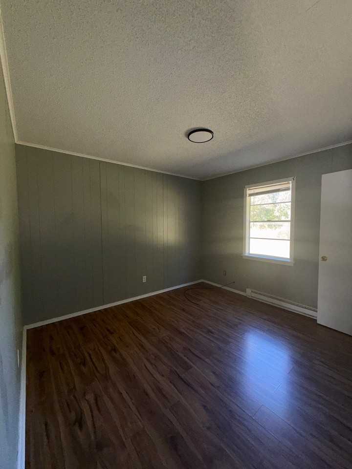 483 S Jefferson St #1 - Photo 4 of 7