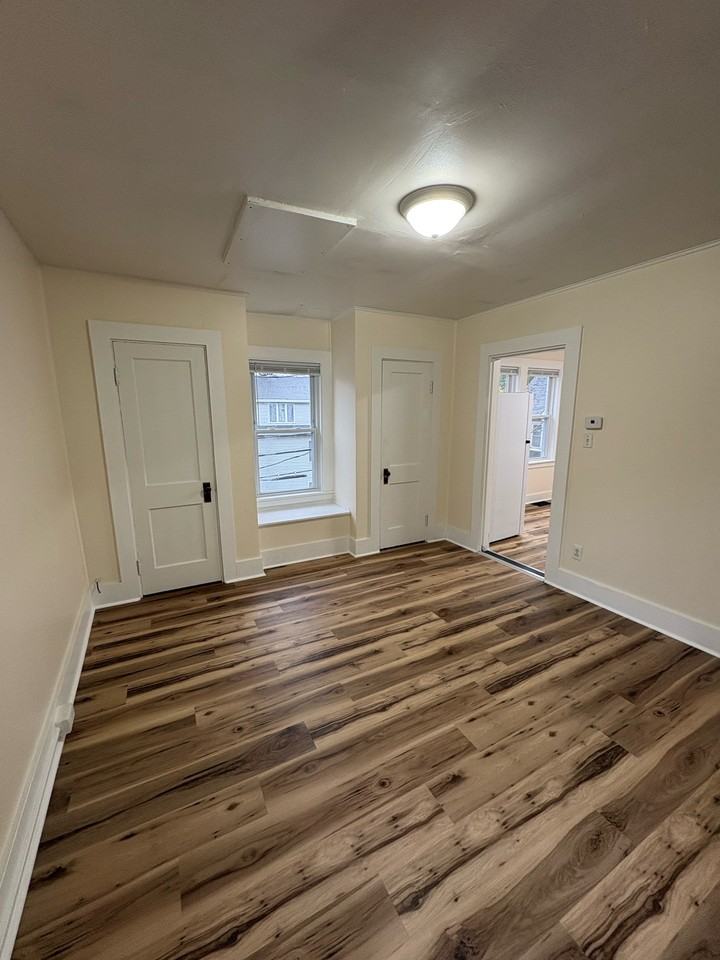 31 Kossuth St #31-5B - Photo 3 of 7