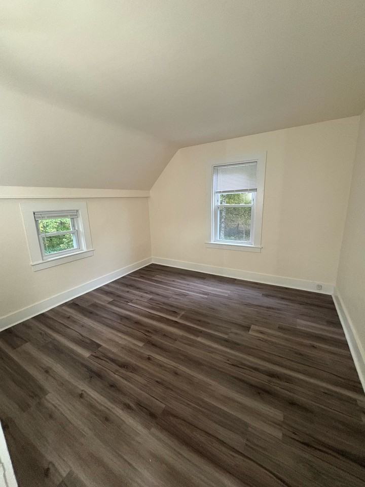 31 Kossuth St #31-5B - Photo 5 of 7