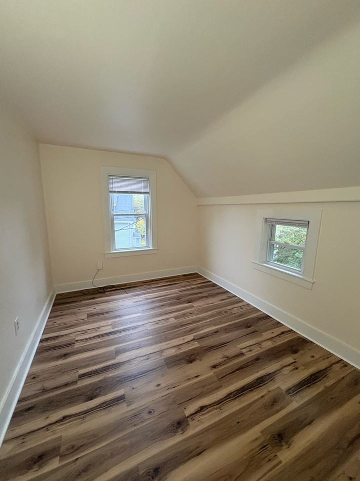 31 Kossuth St #31-5B - Photo 6 of 7