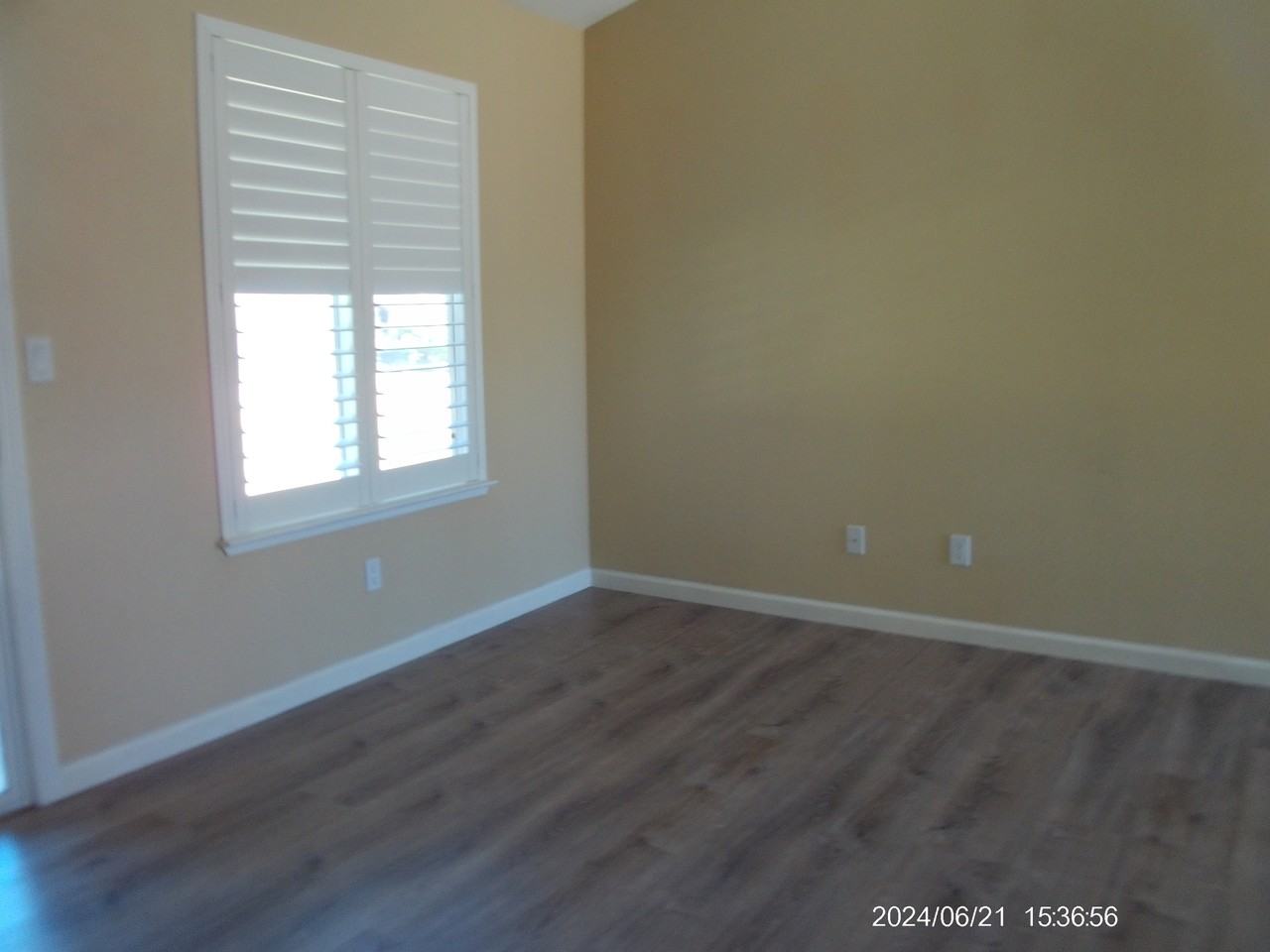 1880 Greengate St #1 - Photo 5 of 15
