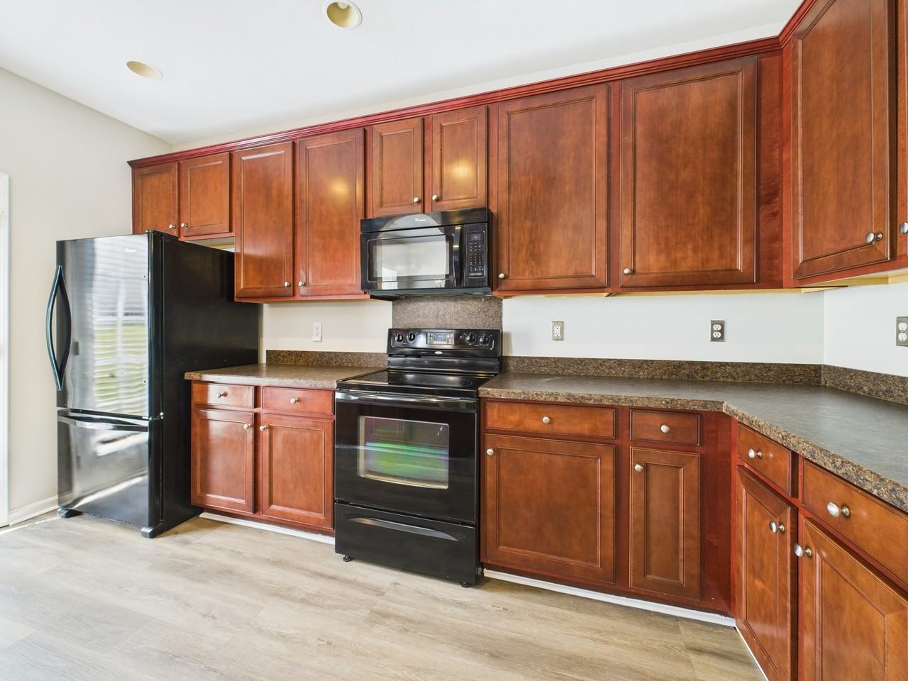 14516 Grasslands Ct #1 - Photo 4 of 10