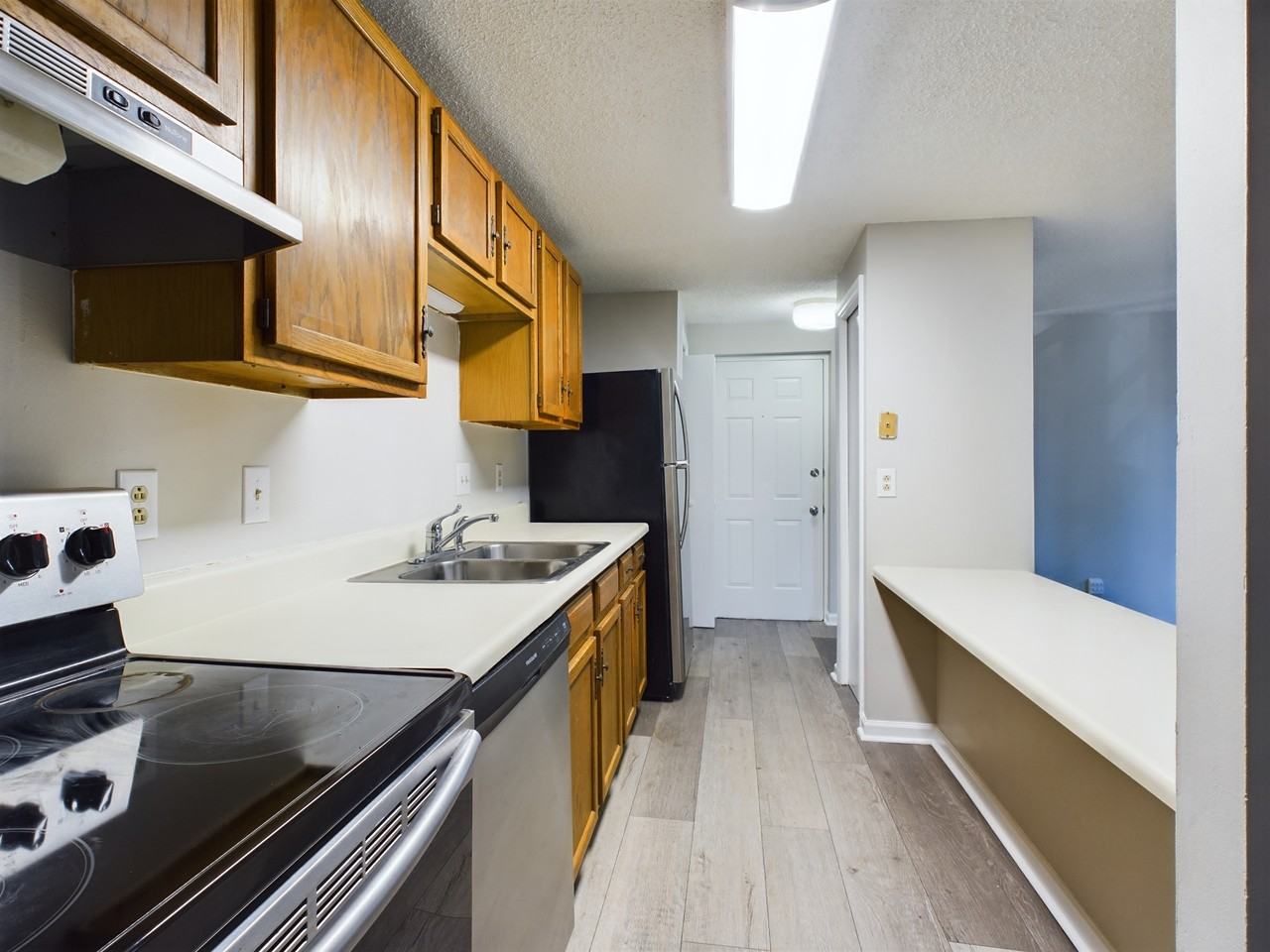 9511 Shannon Green Dr #1 - Photo 6 of 24
