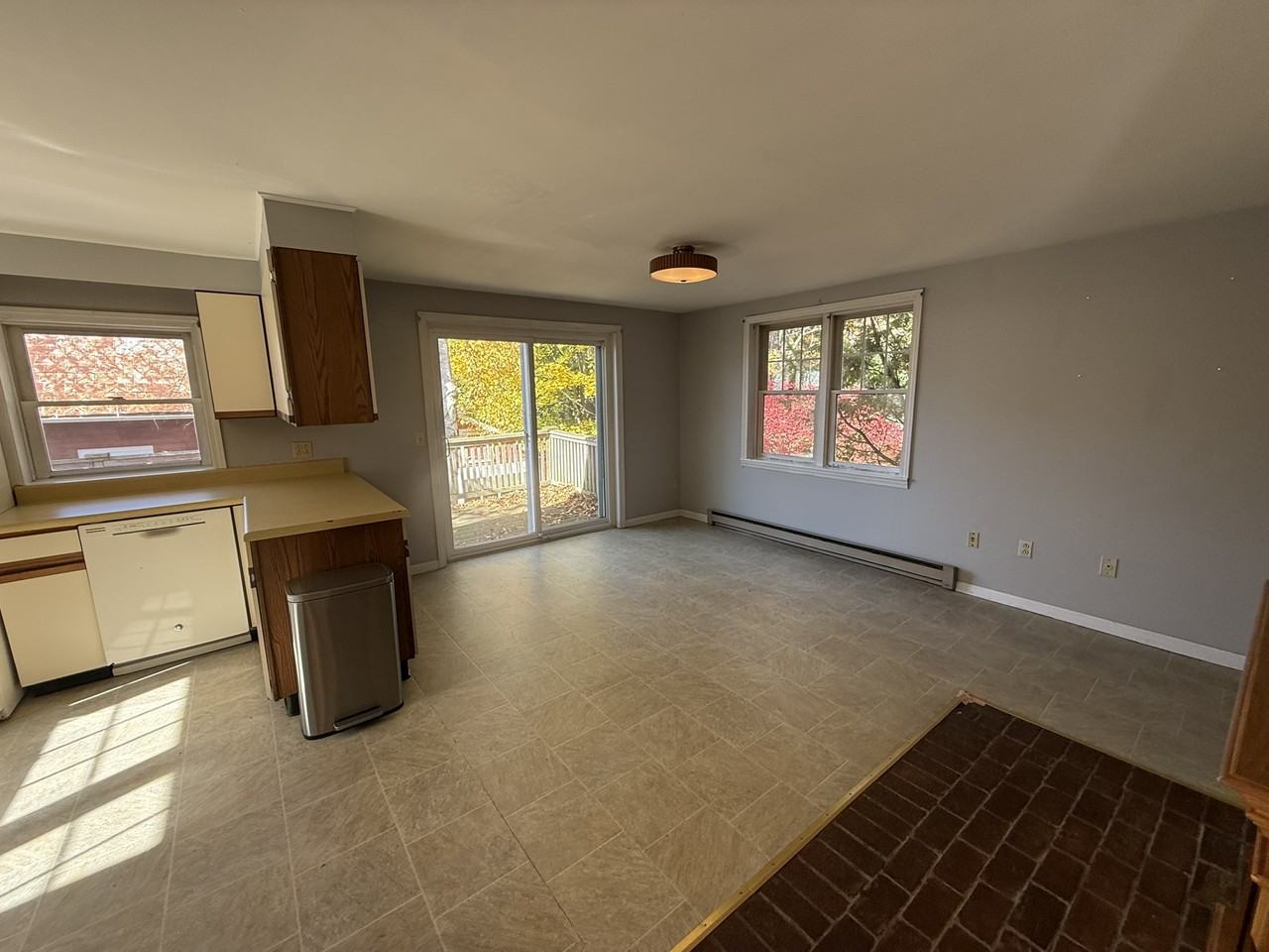 43 S Prospect St #1 - Photo 4 of 27