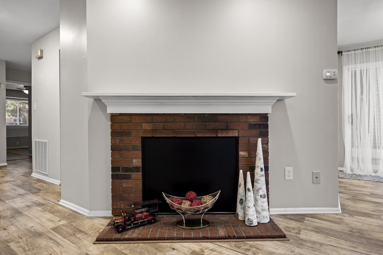 301A Mulberry Cv #1 - Photo 7 of 50
