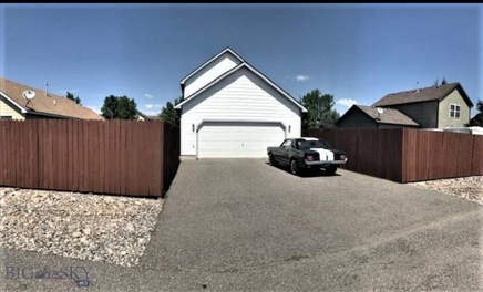 564 Green Tree Dr #1 - Photo 3 of 4