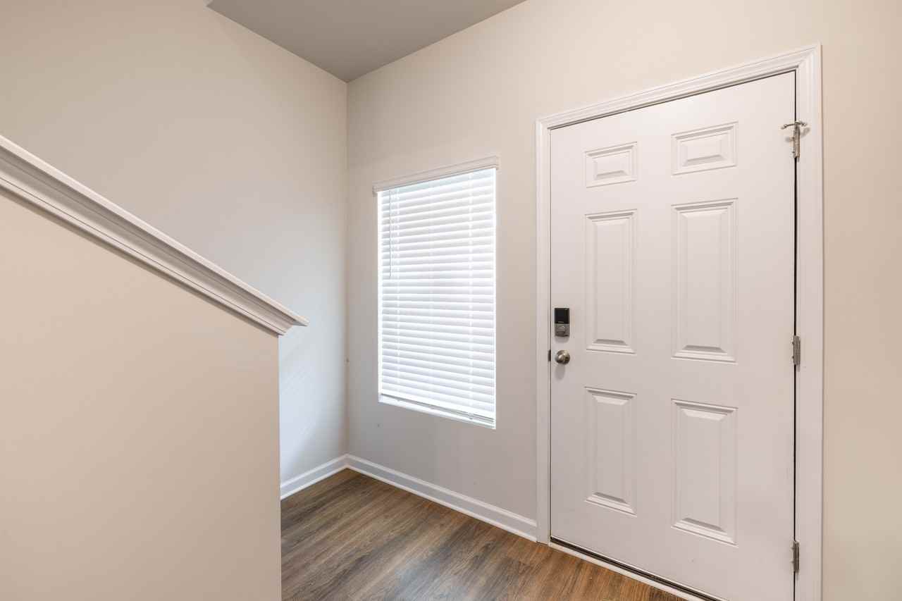 206 S Bell Ave #1 - Photo 5 of 37