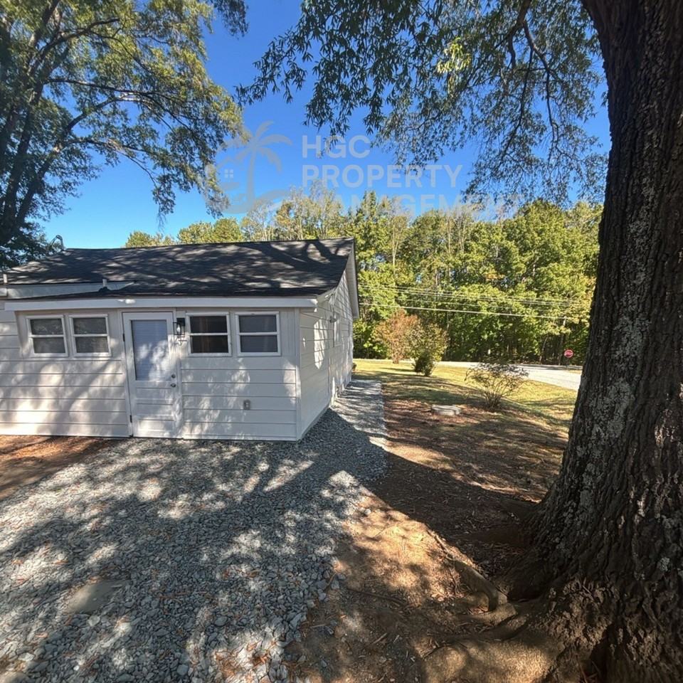 1016 Hunt Joyce Rd #1 - Photo 4 of 24