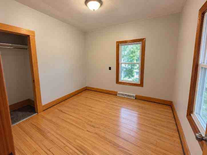 822 Single Ave #1 - Photo 4 of 10