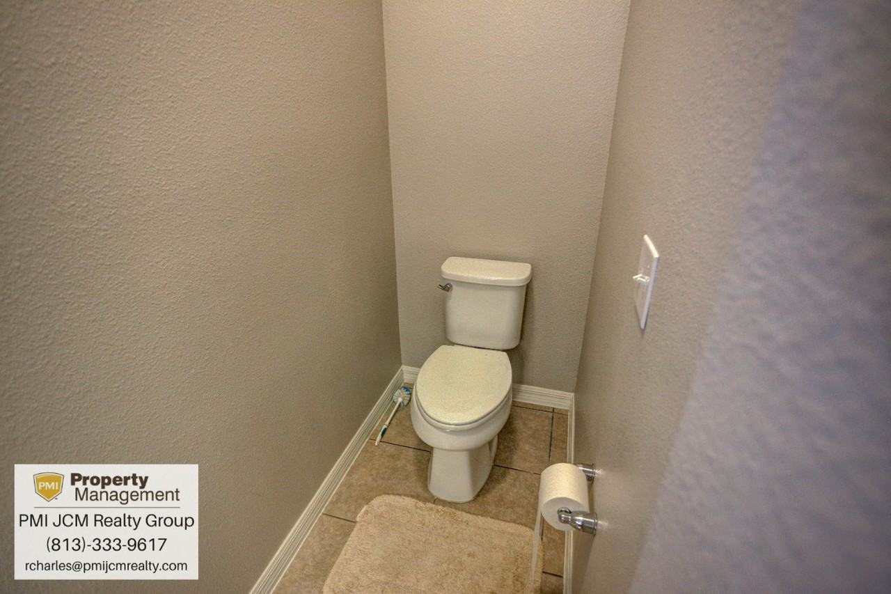 3214 Macintosh Rd #1 - Photo 7 of 22