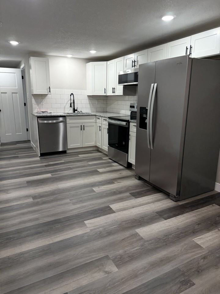 4330 5th Ave S Bsmt #1 - Photo 6 of 7