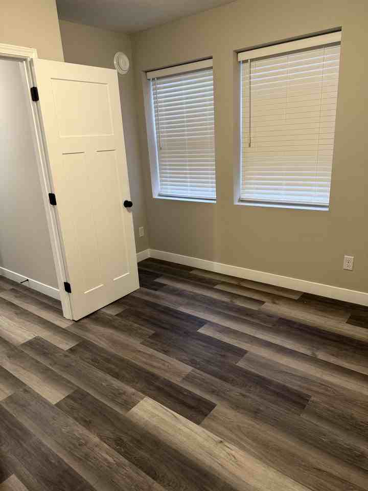 4330 5th Ave S Fl 1 #2 - Photo 6 of 9