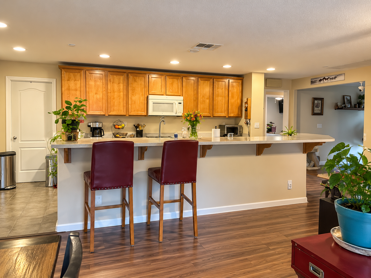 1658 Campos Ave #1 - Photo 3 of 12