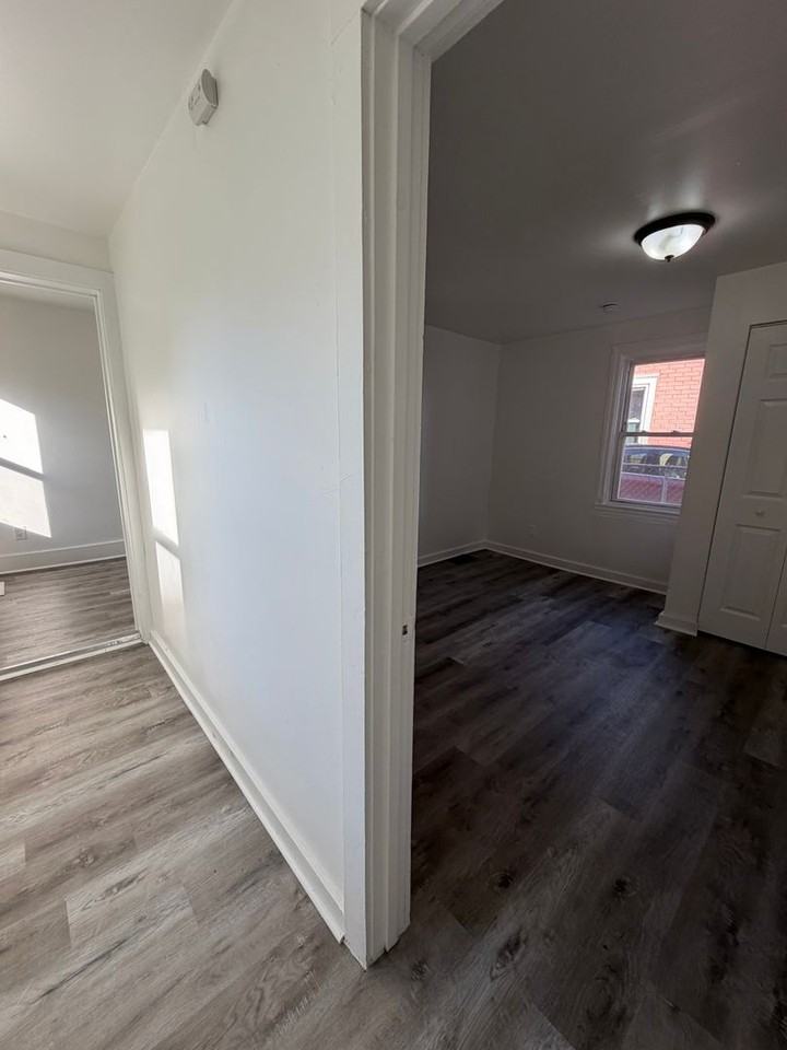 732 W 2nd St - Photo 6 of 15