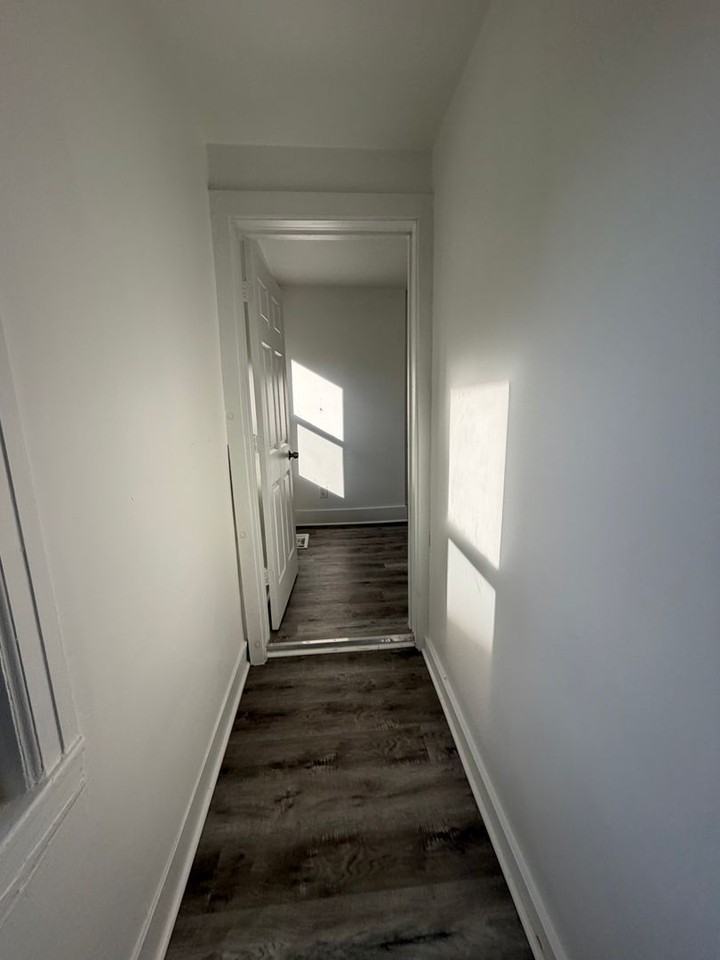 732 W 2nd St - Photo 7 of 15
